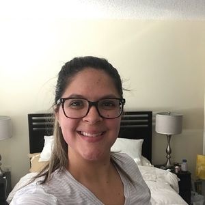 Meet your Posher, Janelle